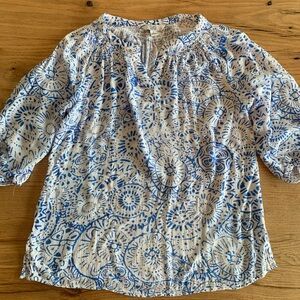 Croft & Barrow Floral 3/4 Sleeve v-neck White Blue Tunic Blouse Women’s S Prelov